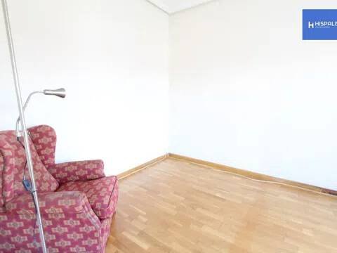 Piso de 100 m² en Sevilla