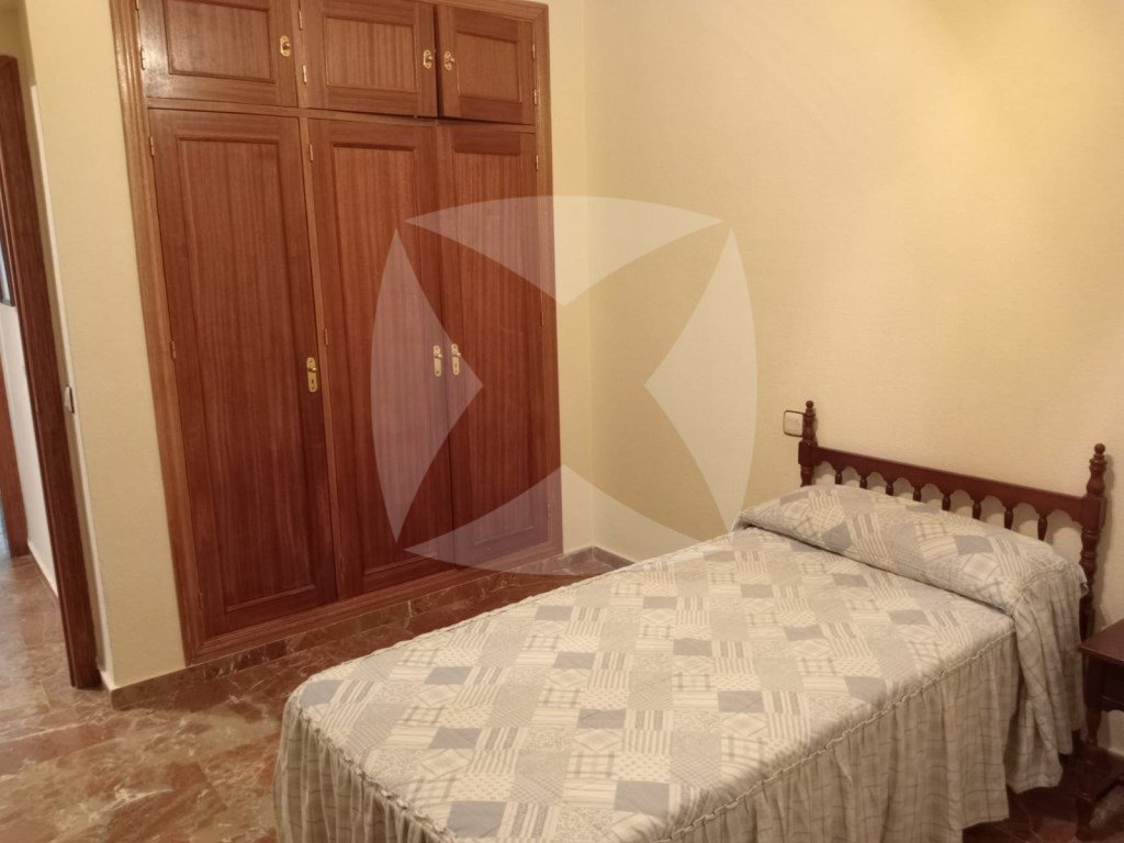 Piso de 140 m² en Badajoz