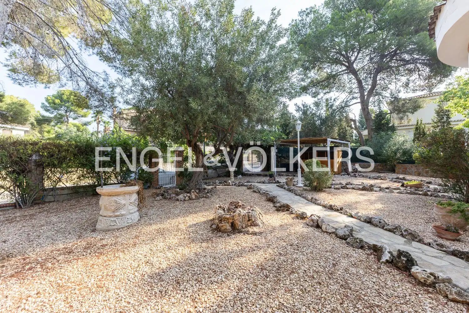 Casa de 238 m² en Paterna