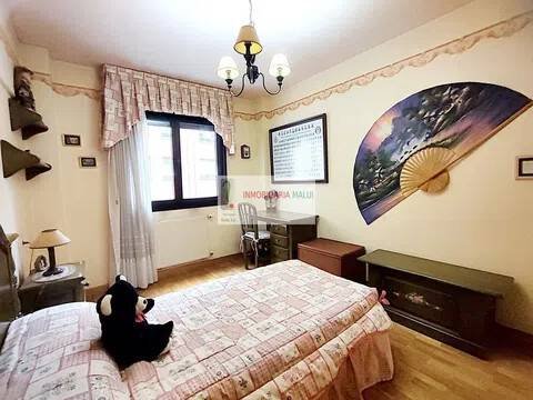 Piso de 113 m² en Oviedo