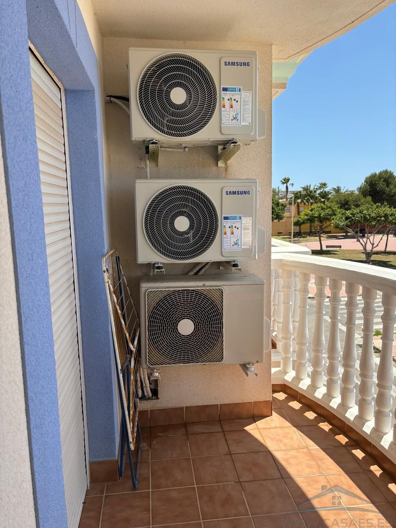Piso de 95 m² en Roquetas de Mar