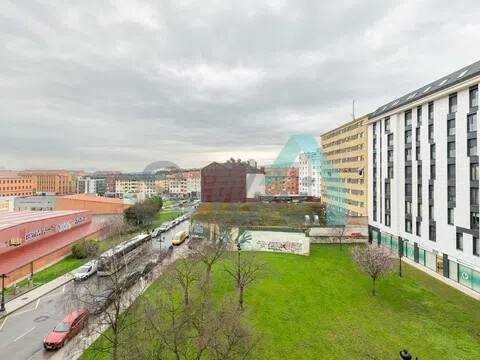 Piso de 69 m² en Oviedo