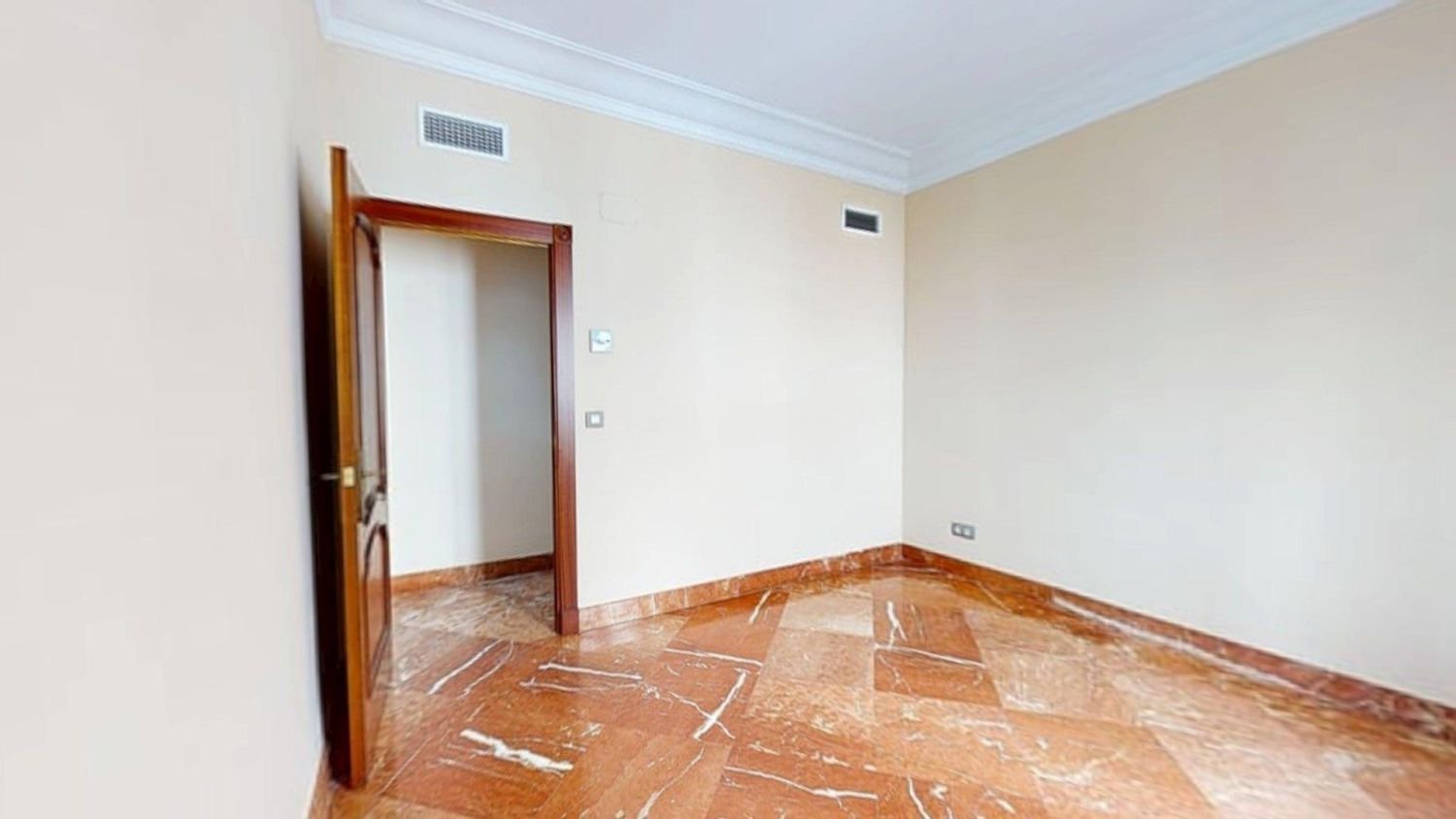 Piso de 173 m² en Sevilla