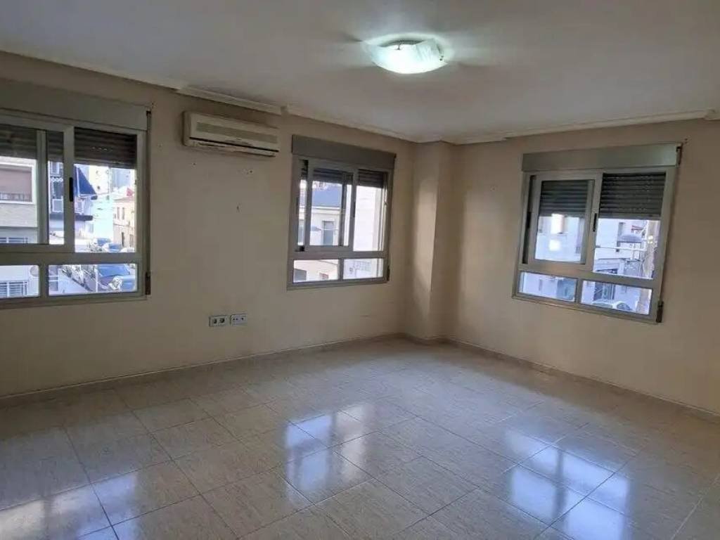 Pis de 81 m² a Oriola