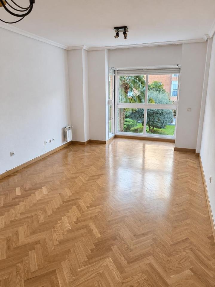 Wohnung 116 m² in Madrid