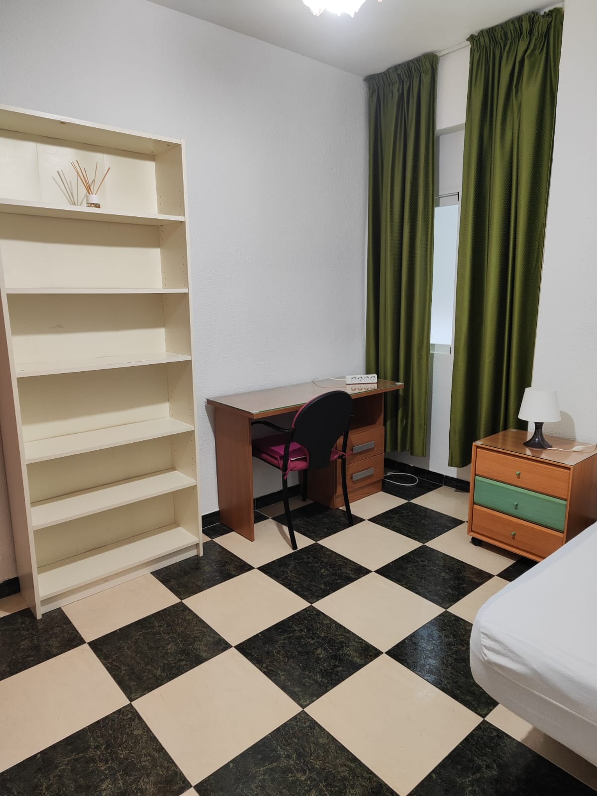 Habitación 132 m², Granada