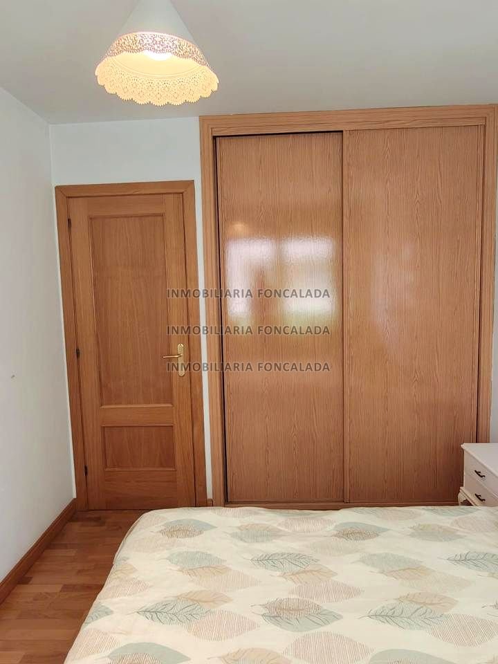 Piso de 80 m² en Oviedo