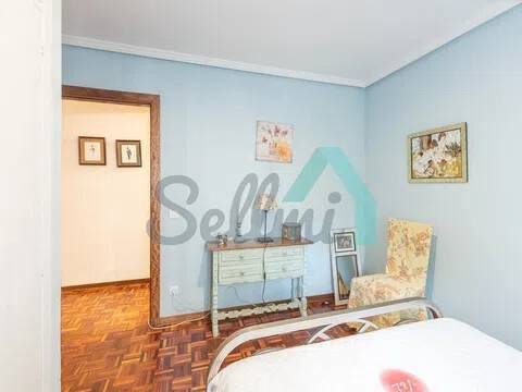 Piso de 98 m² en Castrillón
