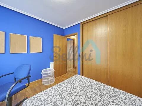 Piso de 132 m² en Oviedo