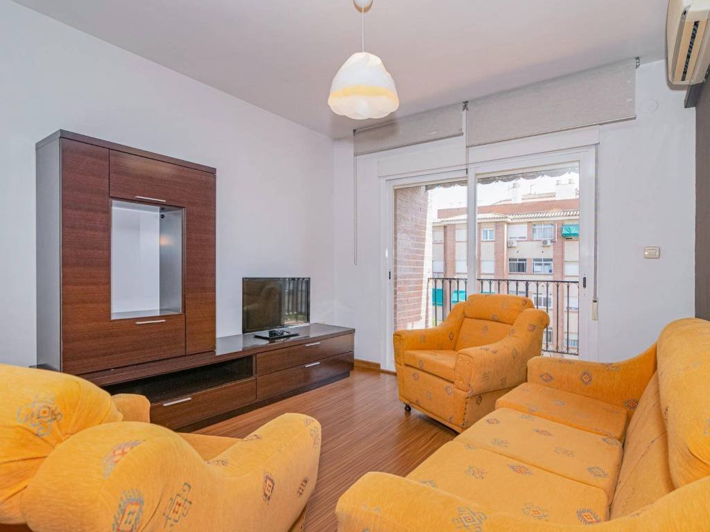 Piso de 115 m² en Granada