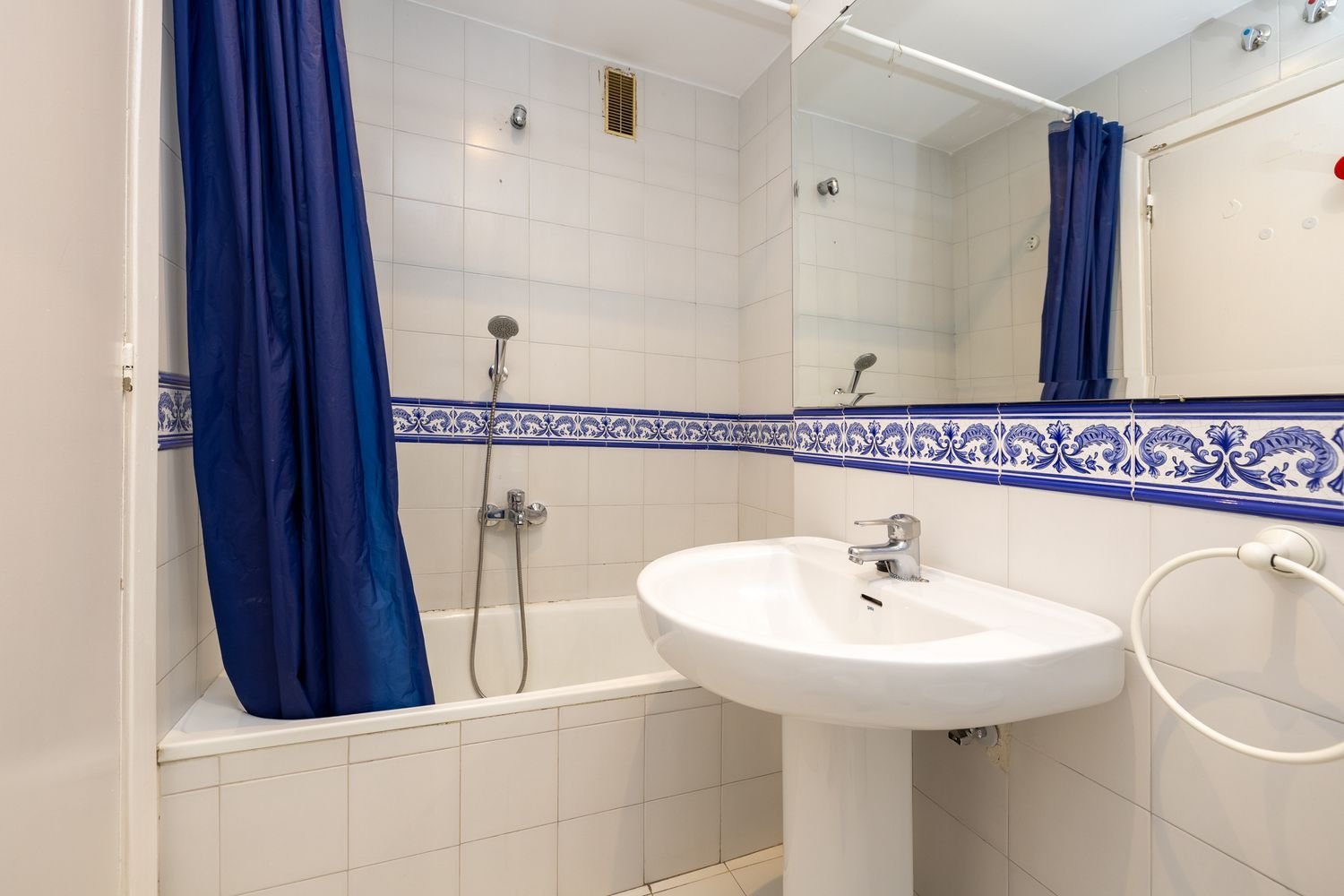 Piso de 130 m² en Granada