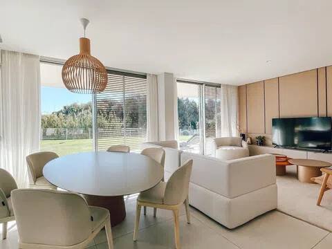 Pis de 189 m² a Estepona