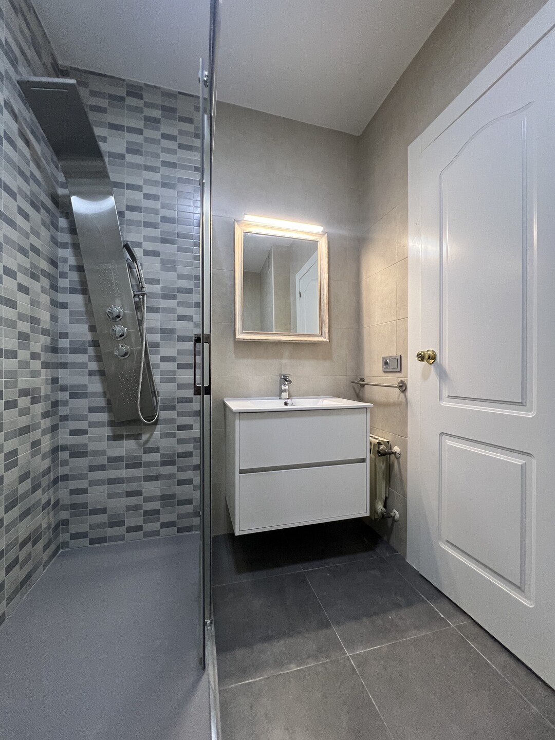 Piso de 140 m² en Granada