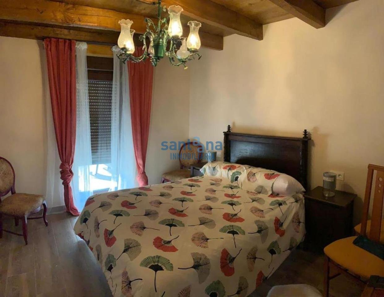 Casa de 140 m² en Villaturiel