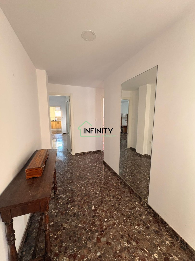 Habitació de lloguer, la Font d'en Carròs