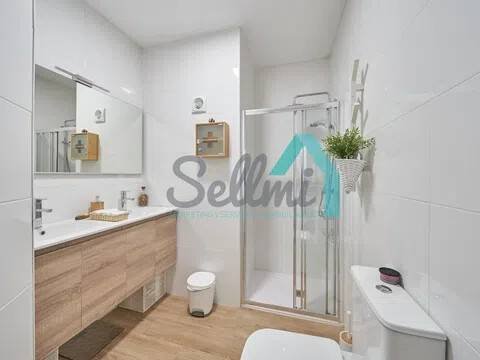 Piso de 106 m² en Oviedo