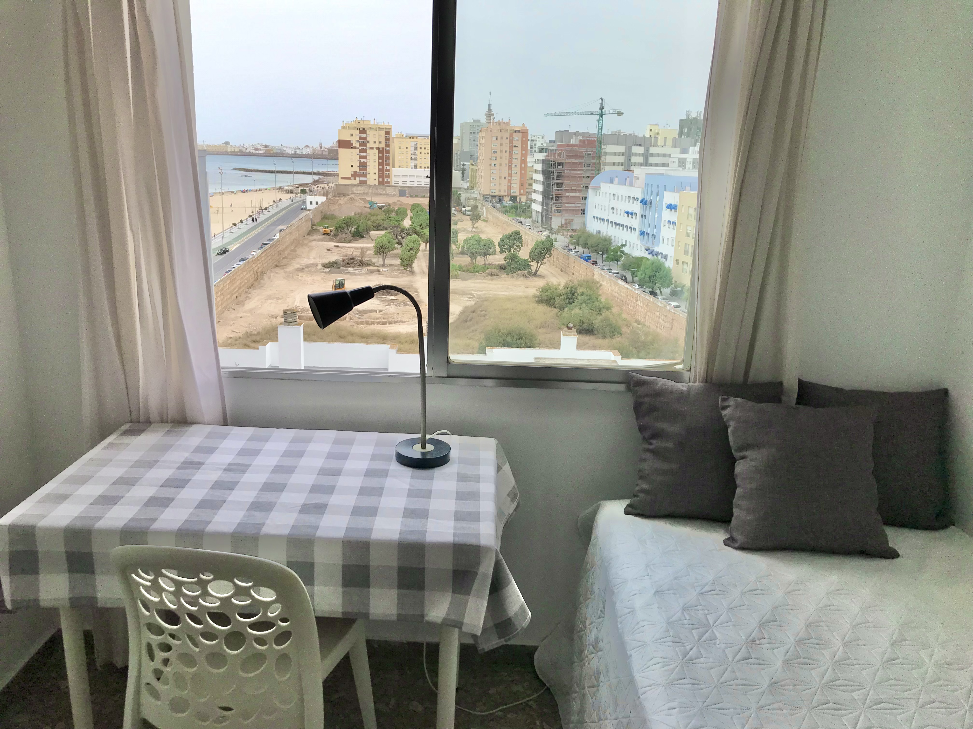 Habitación 80 m², Cádiz