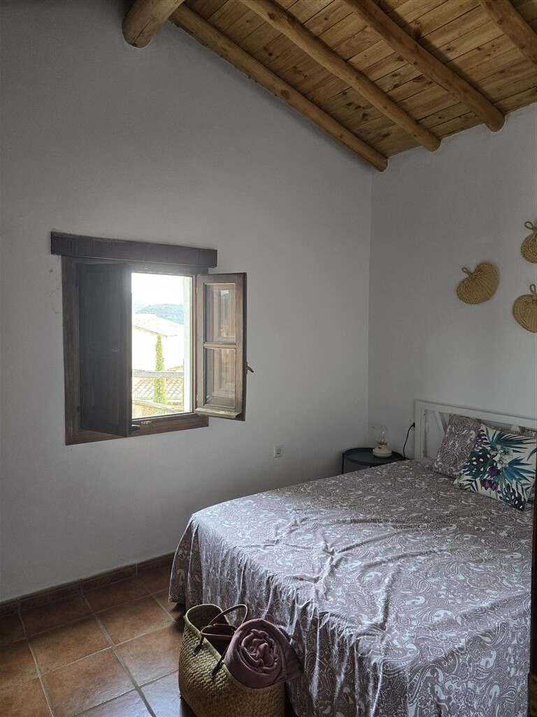 Квартира 225 м² в Jubrique