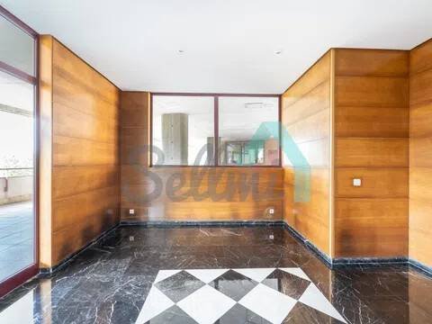 Piso de 104 m² en Oviedo