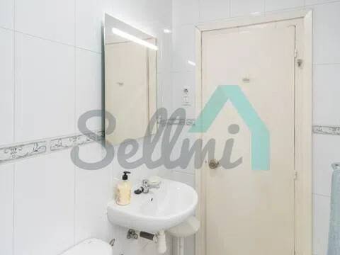 Piso de 212 m² en Oviedo