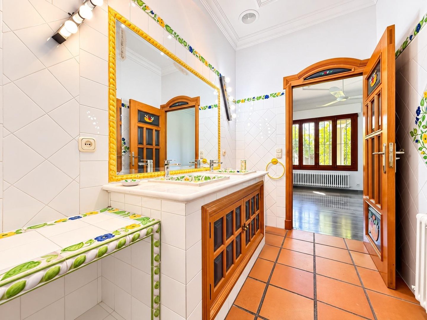 Casa de 1076 m² a Còrdova