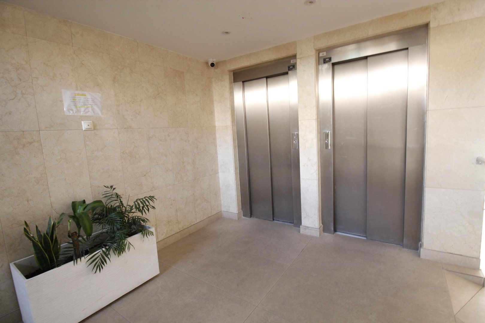 Piso de 90 m² en Granada