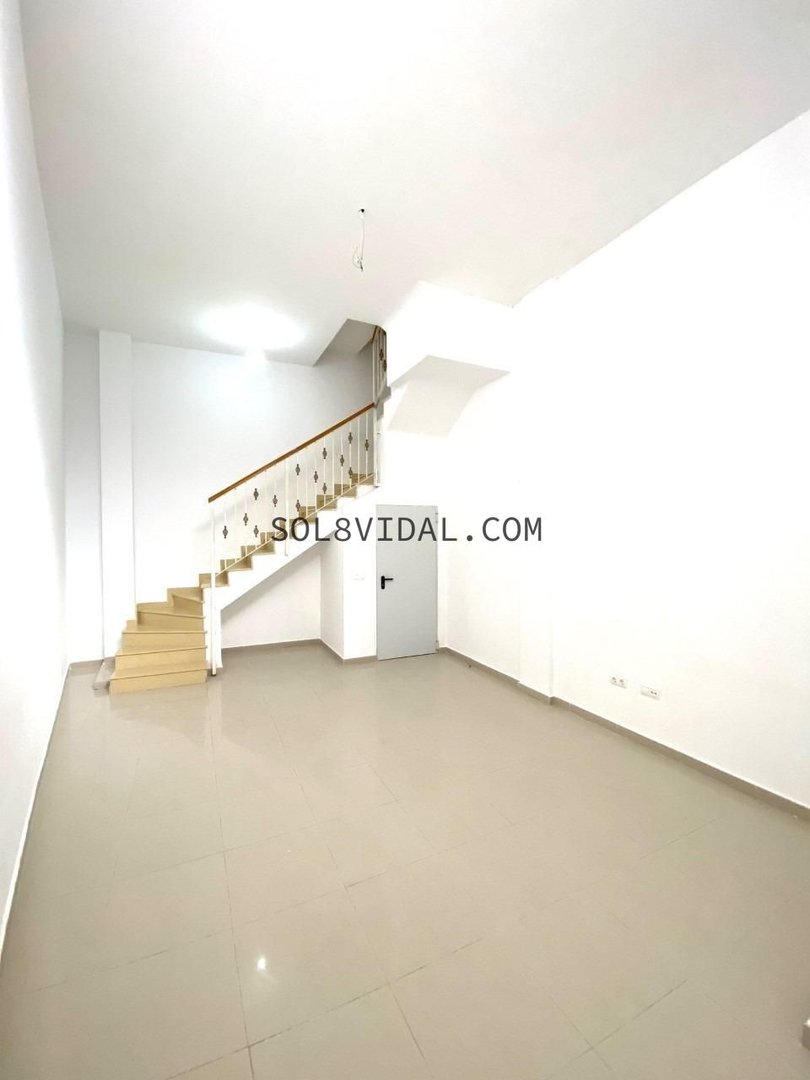 Casa de 180 m² a Oriola