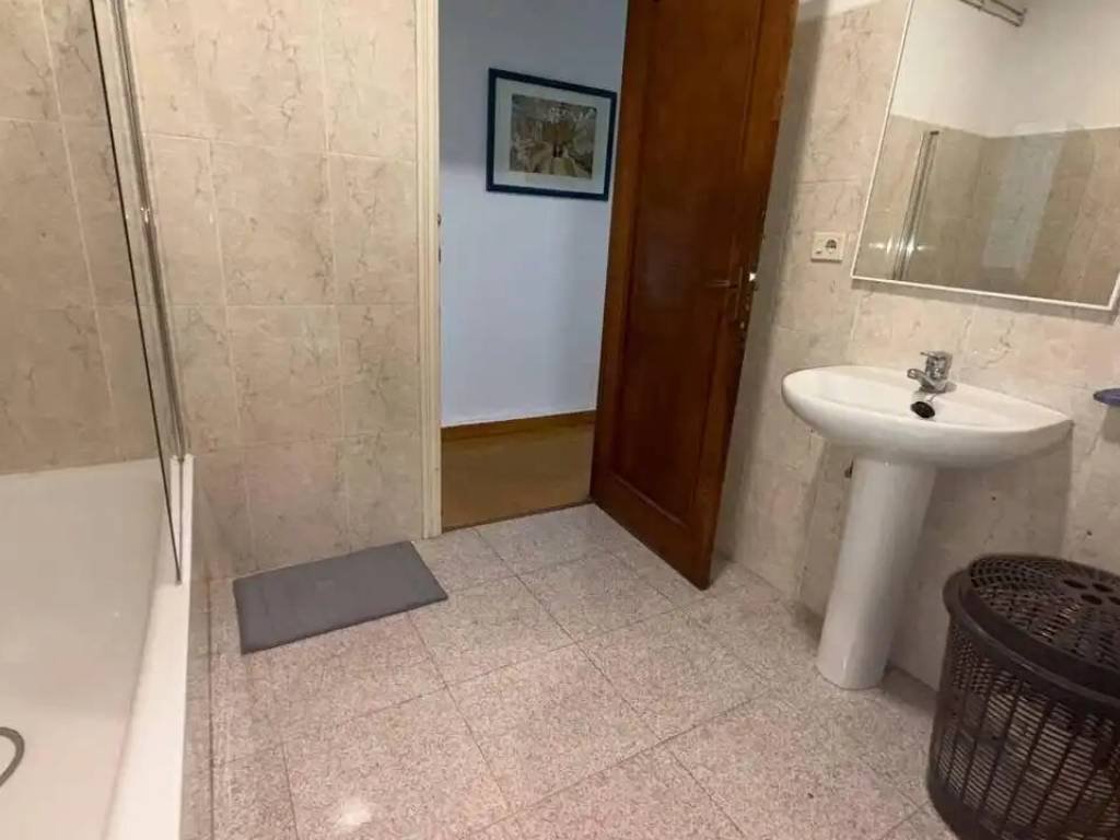 Piso de 95 m² en Ourense