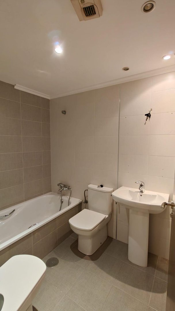 Pis de 93 m² a Oviedo