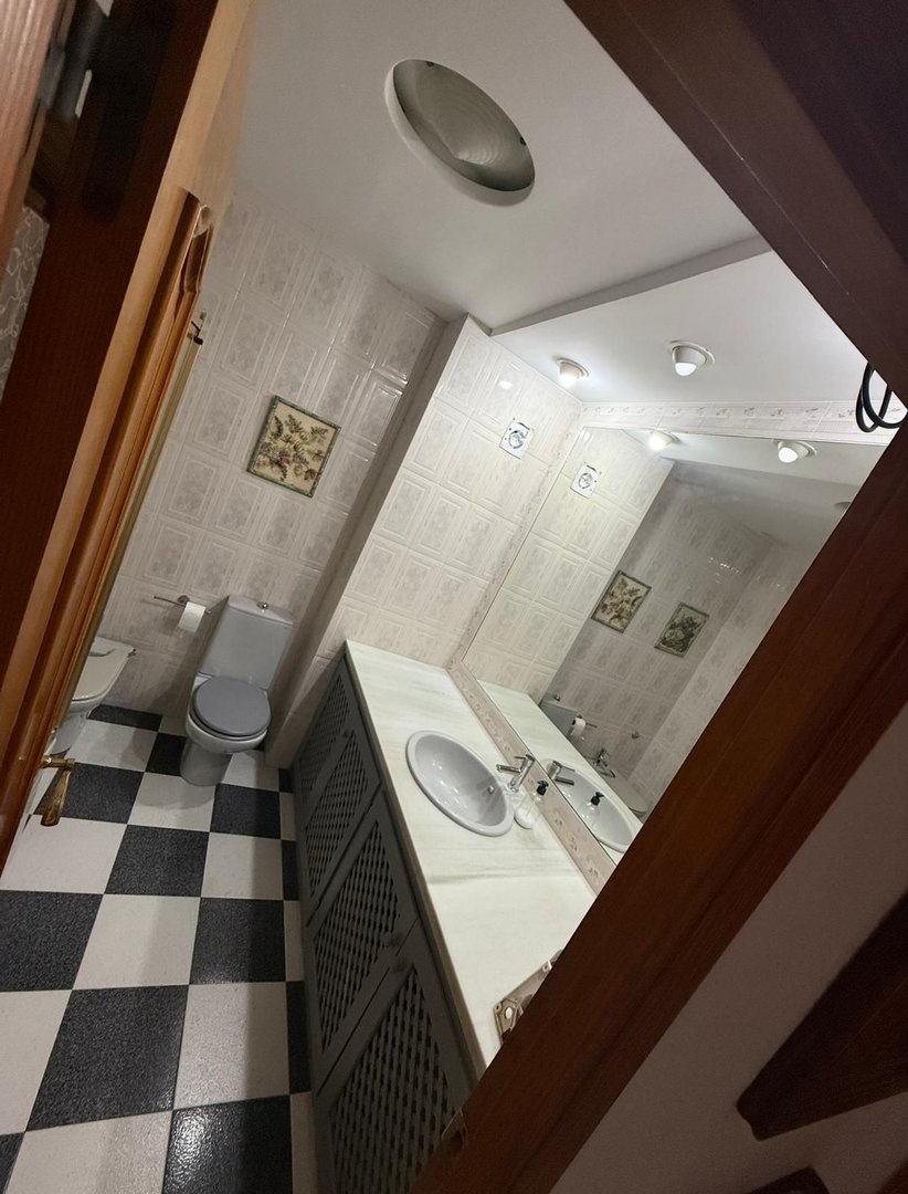 Piso de 85 m² en La Línea de la Concepción