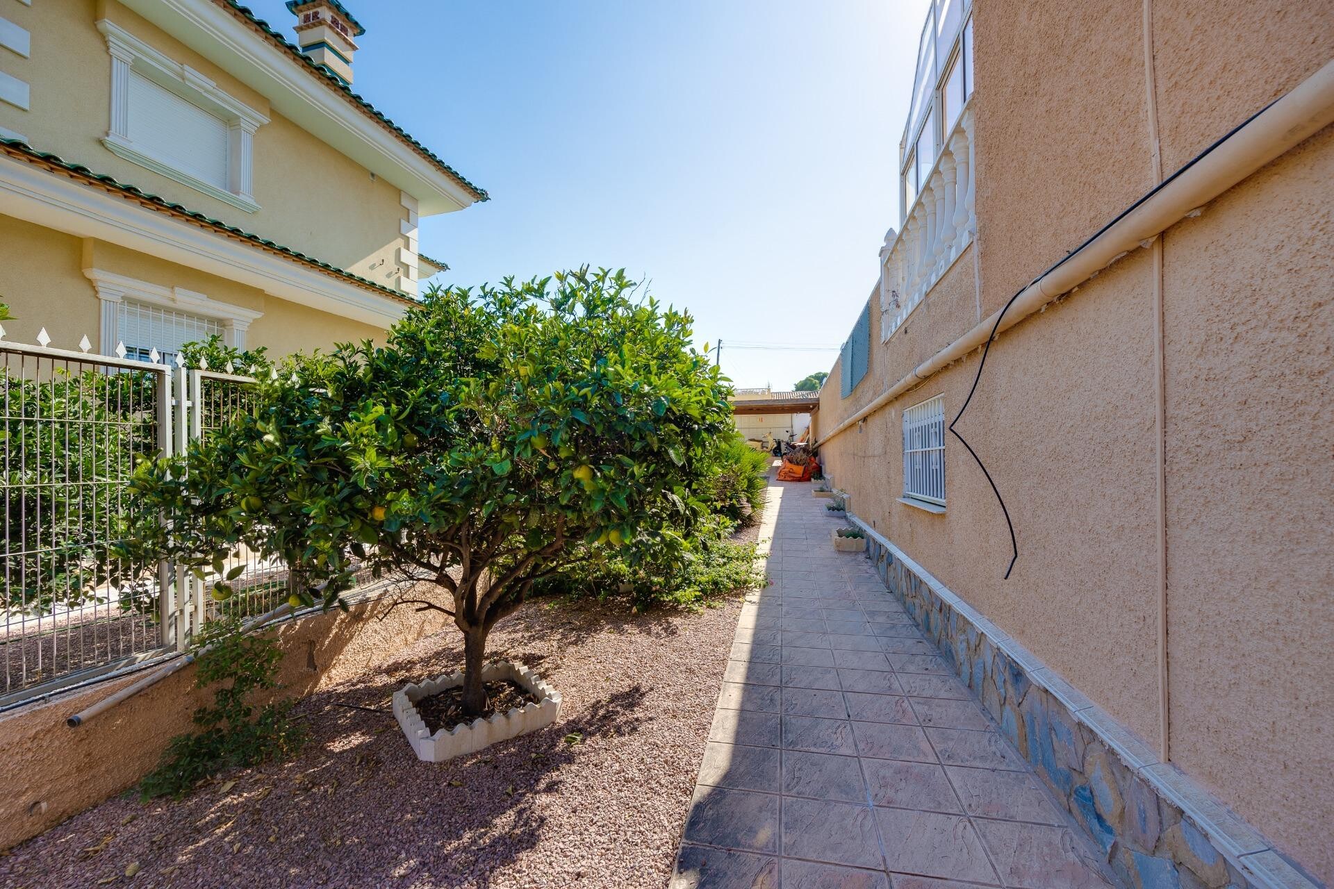 Casa de 355 m² a Torrevella