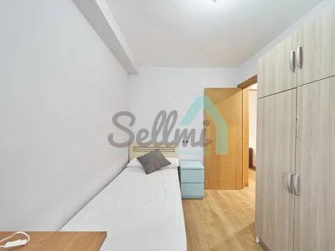 Piso de 80 m² en Oviedo