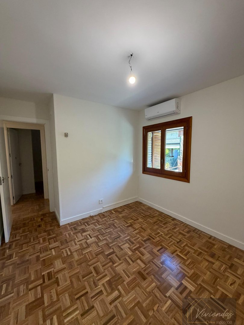 Casa de 380 m² a Pozuelo de Alarcón