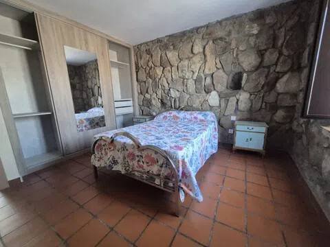 Casa de 140 m² en Gemuño