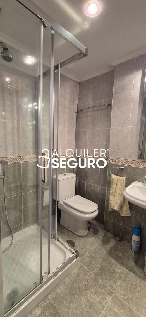 Piso de 90 m² en Mieres