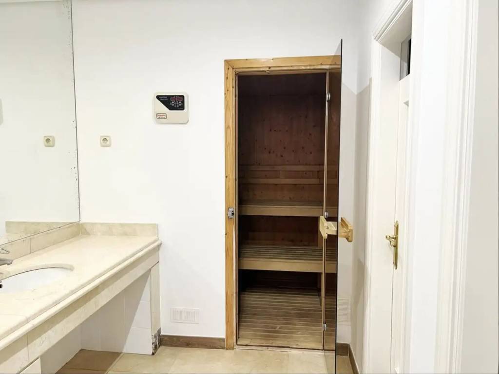 Piso de 280 m² en Marbella
