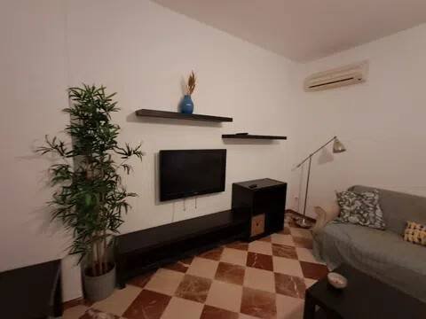 Piso de 100 m² en Carmona