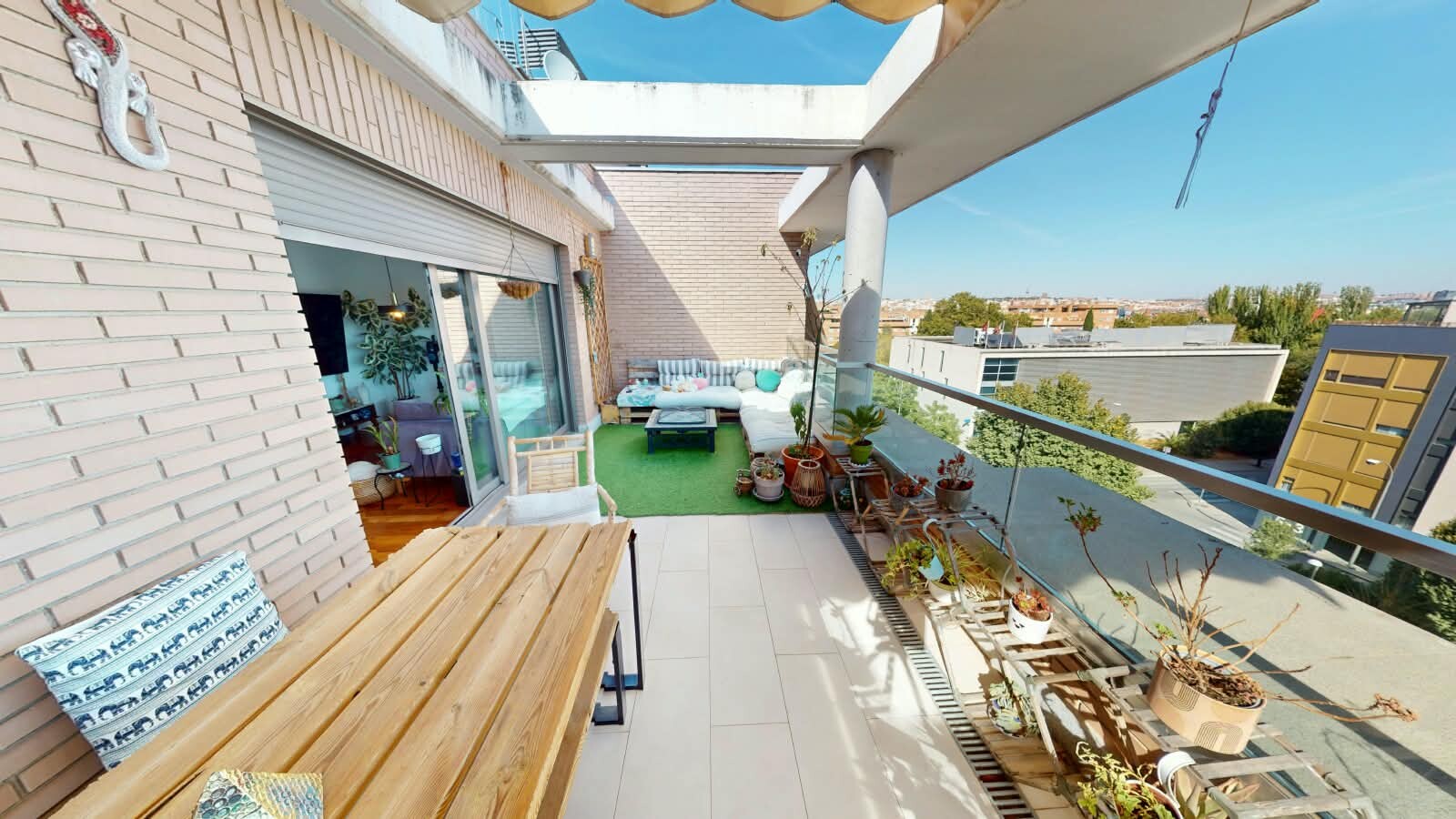 Wohnung 87 m² in Madrid