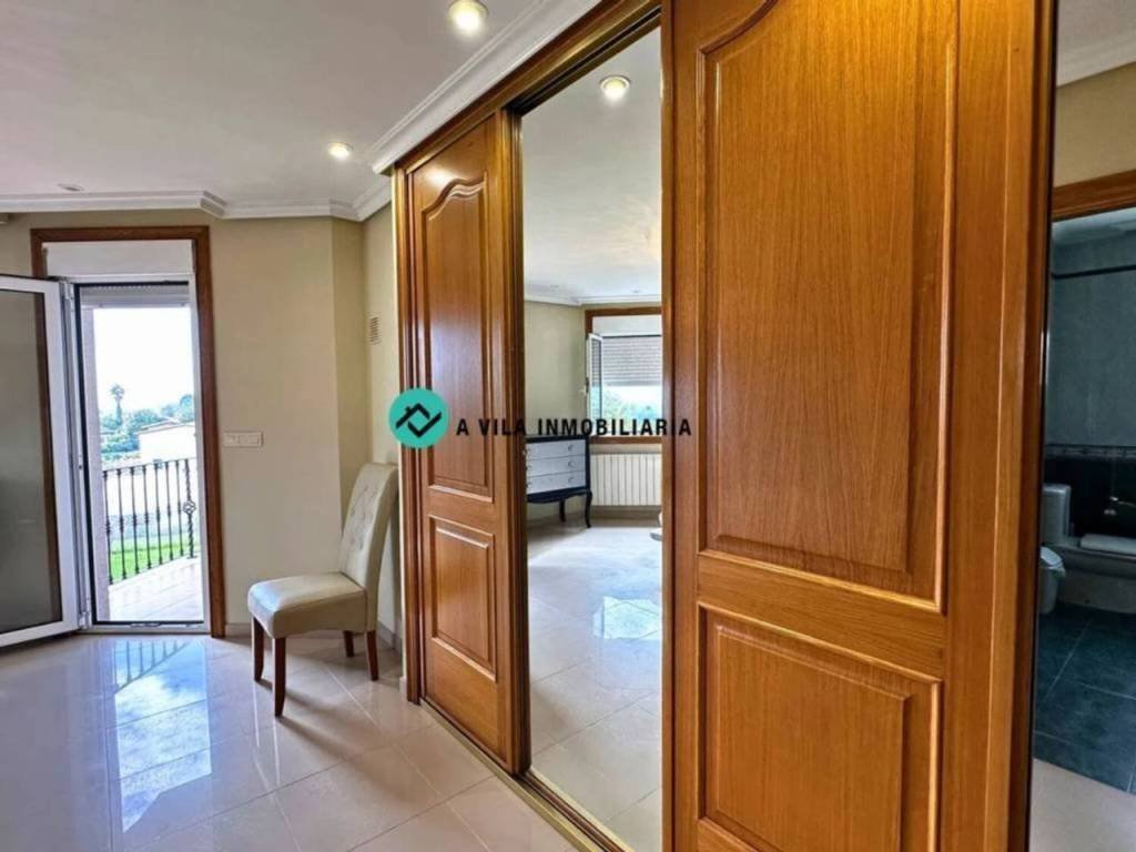 Casa de 530 m² en O Rosal