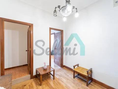 Piso de 212 m² en Oviedo