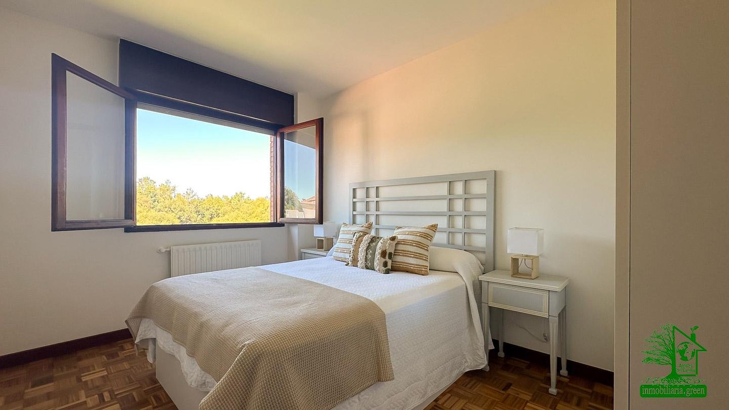 Piso de 94 m² en Oviedo