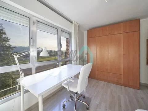 Piso de 115 m² en Oviedo