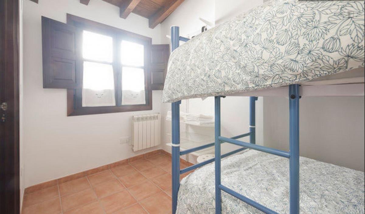 Piso de 80 m² en Granada