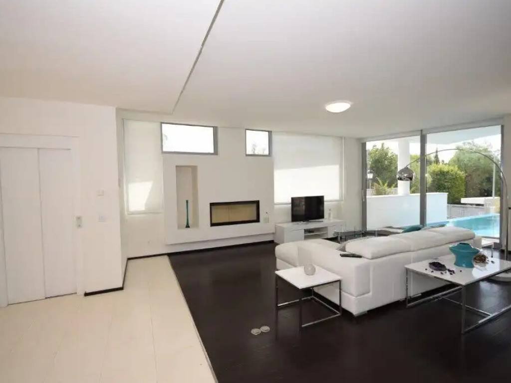 Casa de 330 m² en Marbella