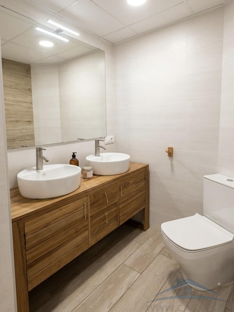Piso de 150 m² en Roquetas de Mar