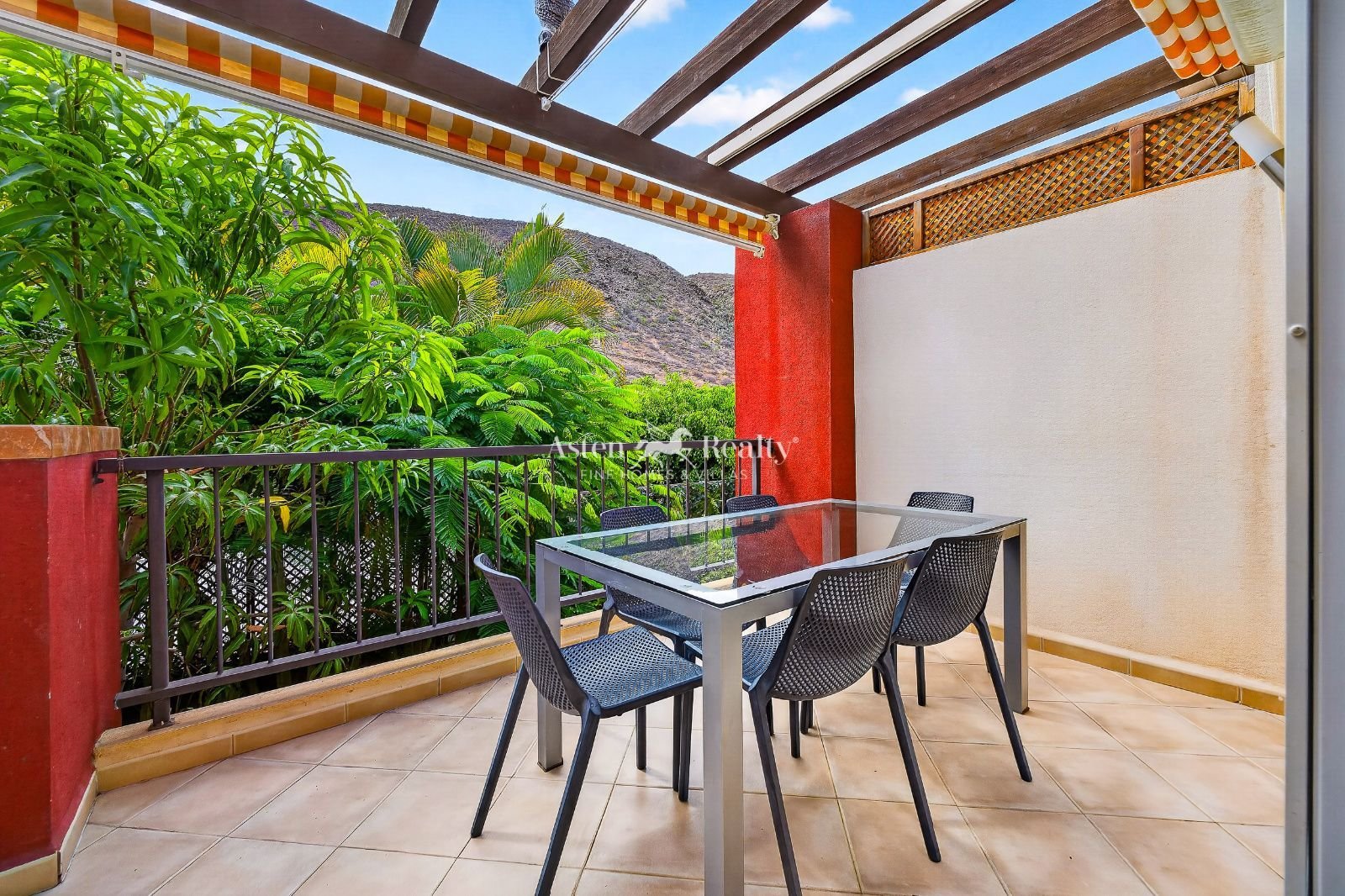 Piso de 325 m² en Arona