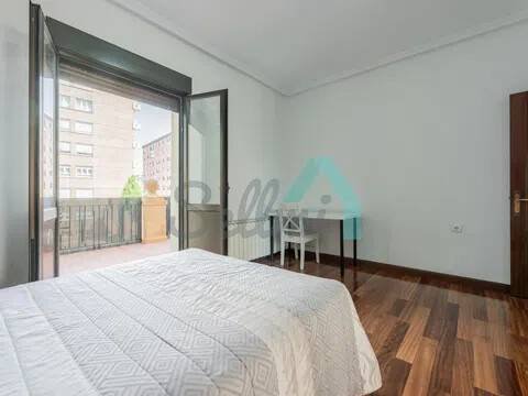 Pis de 120 m² a Oviedo