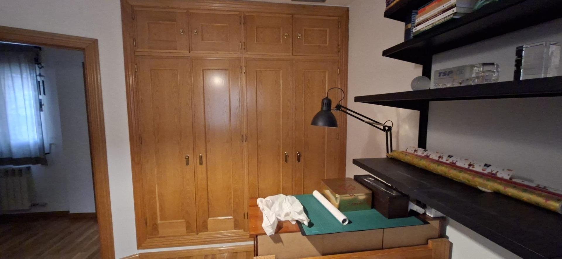Piso de 90 m² en Granada