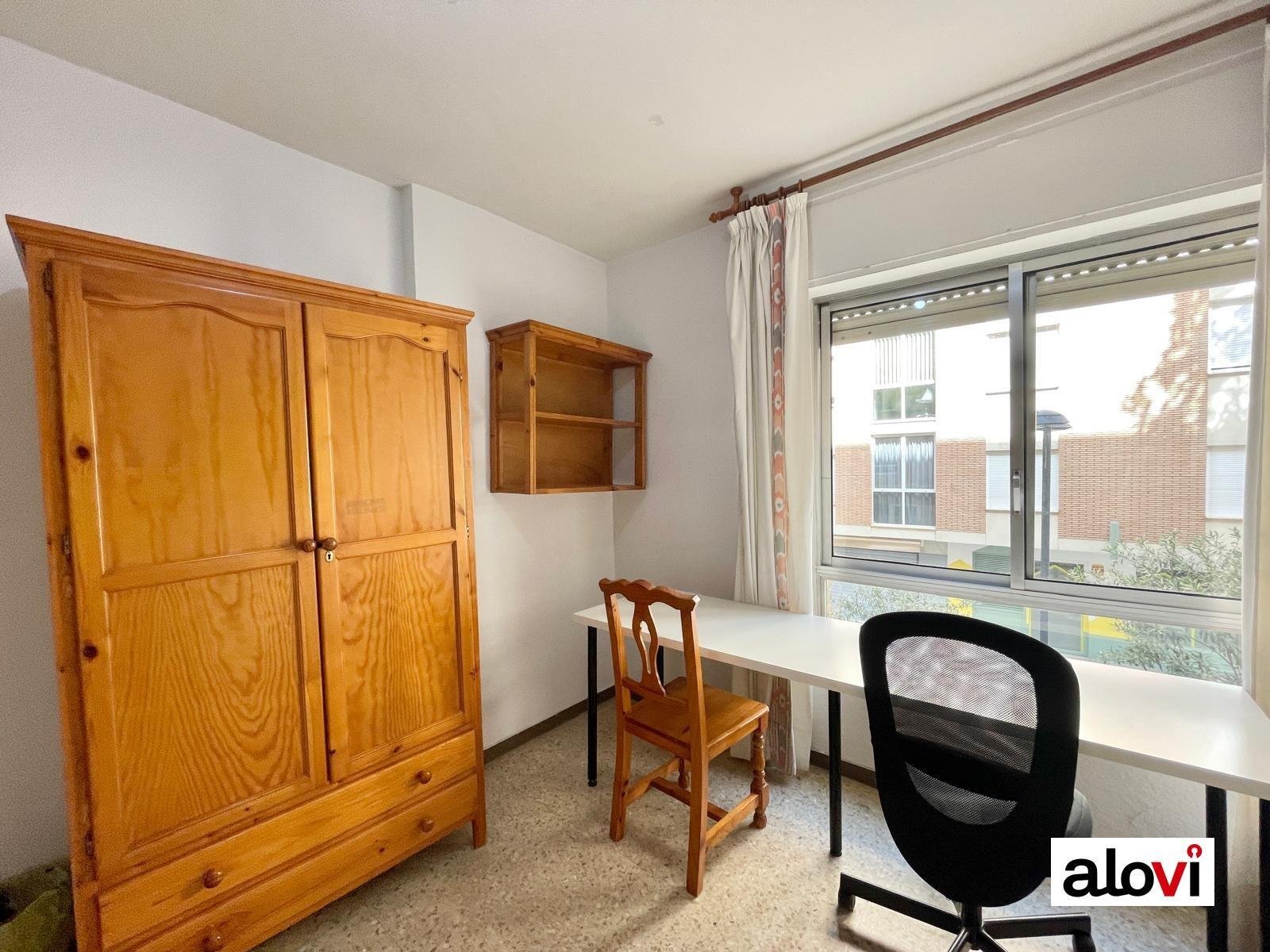 Habitación 200 m², Granada