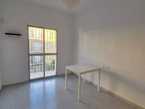 Piso de 90 m² en Sevilla
